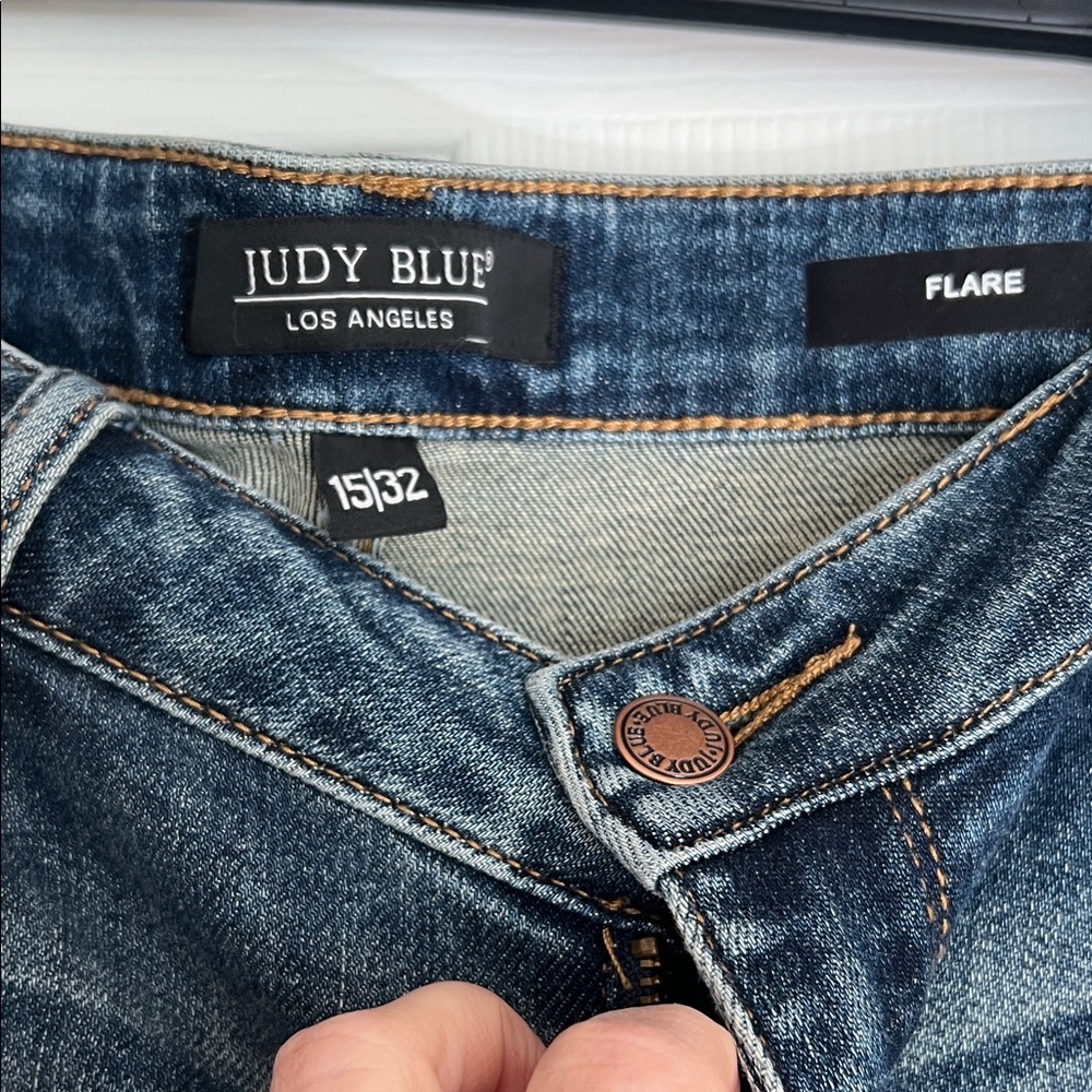 Judy Blue Los Angeles Denim Flare Pants size 15/32- NWOT